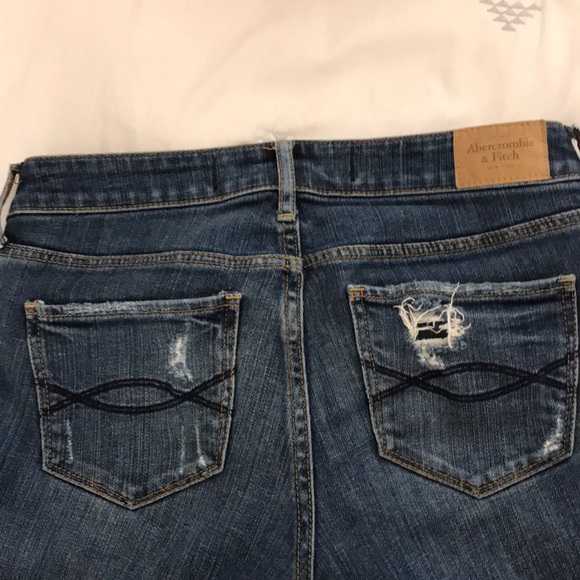 Abercrombie and fitch ripped jeans - Picture 6 of 6